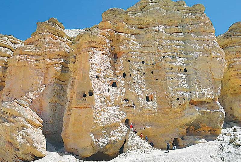 Place to Visit in Mustang
